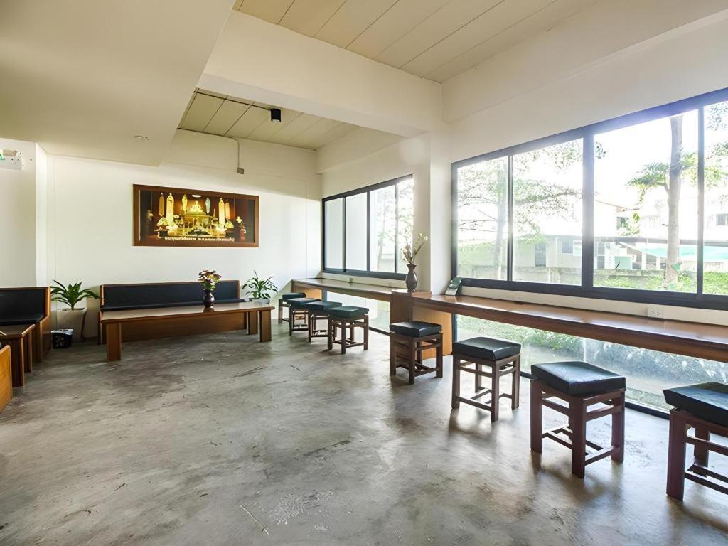 B2 Chiang Rai Boutique & Budget Exteriör bild