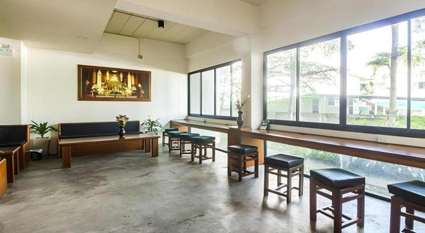 B2 Chiang Rai Boutique & Budget Exteriör bild